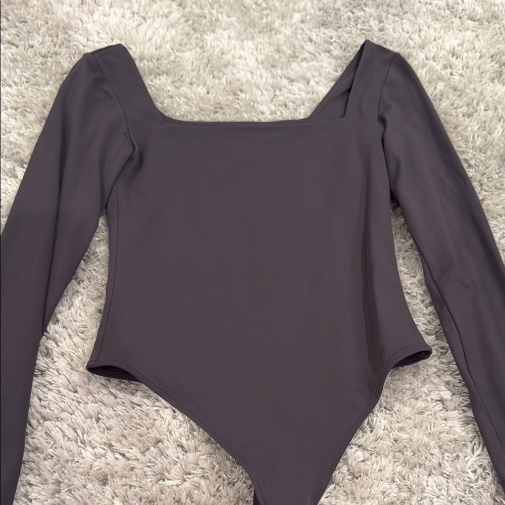 Babaton Long Sleeve Bodysuit in Charcoal Gray